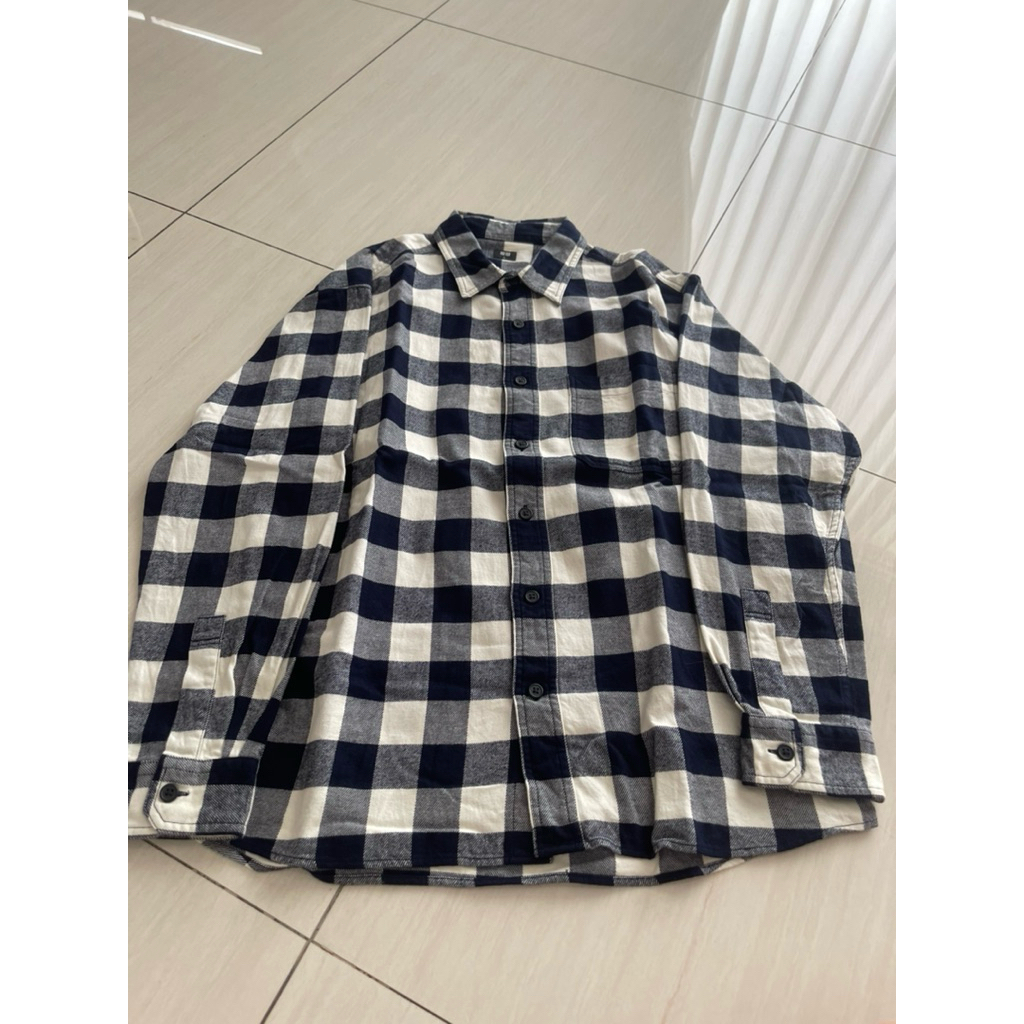 brand new uniqlo kemeja cowok pria atasan top tartan kotak kotak baju tangan panjang