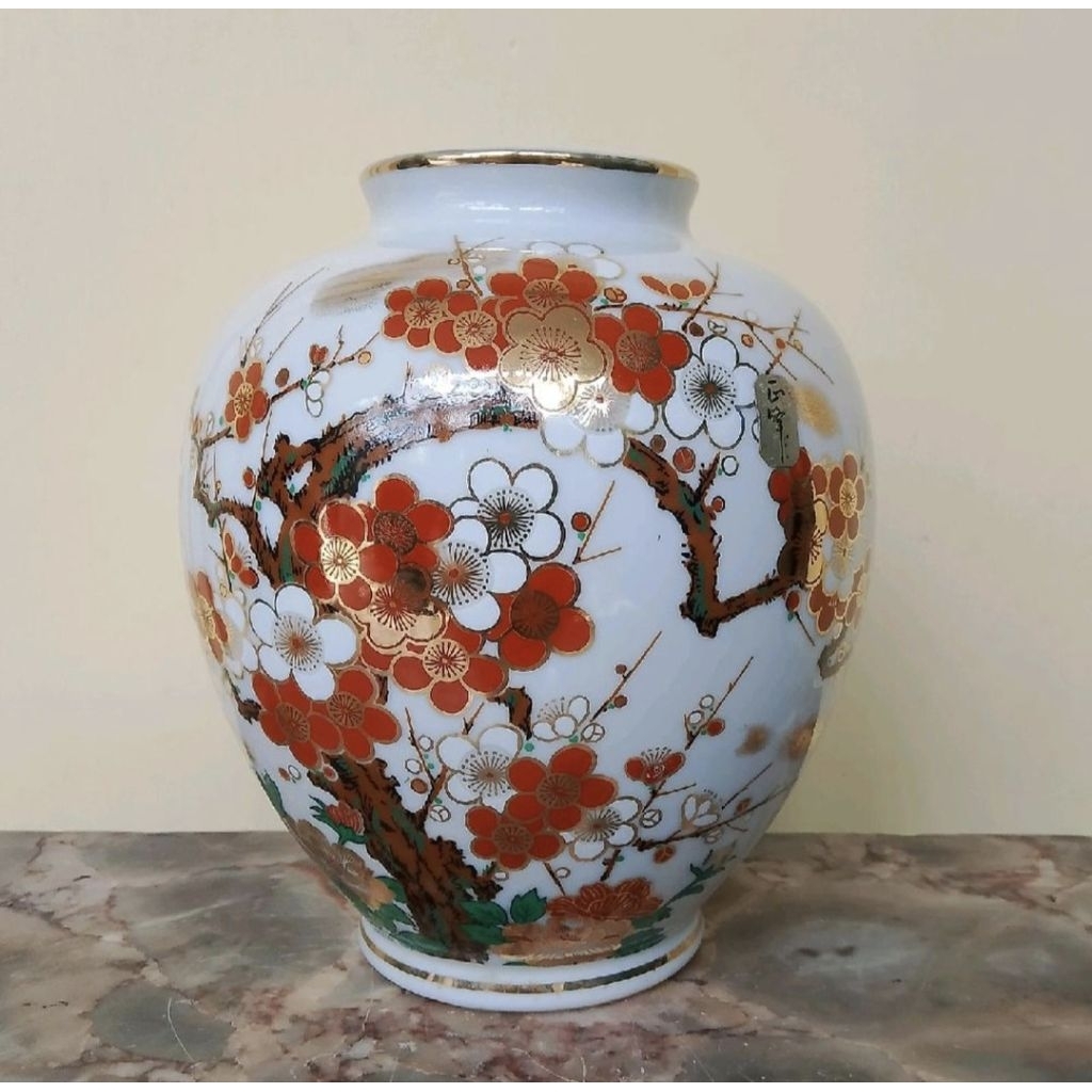 Guci vas keramik motif bunga sakura japan pajangan antik