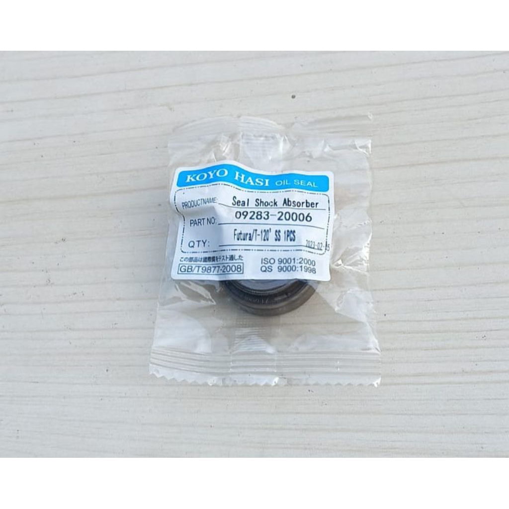 Seal Shock Breaker depan mobil Carry 1.3 Futura T120SS