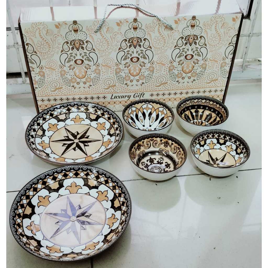 Set piring mangkok keramik cantik set piring mangkok souvenir gift kado wedding