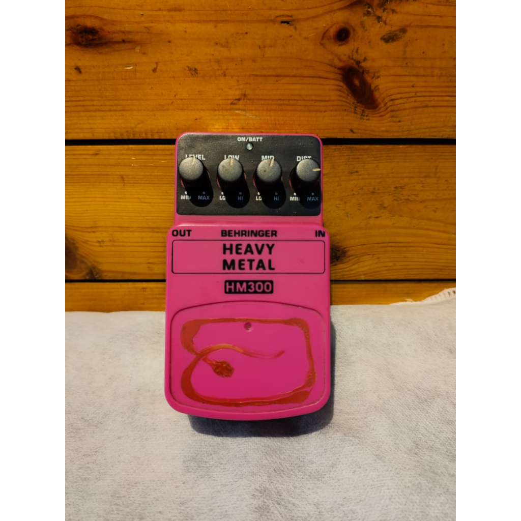 Behringer HM-300 | Heavy Metal | Efek Gitar