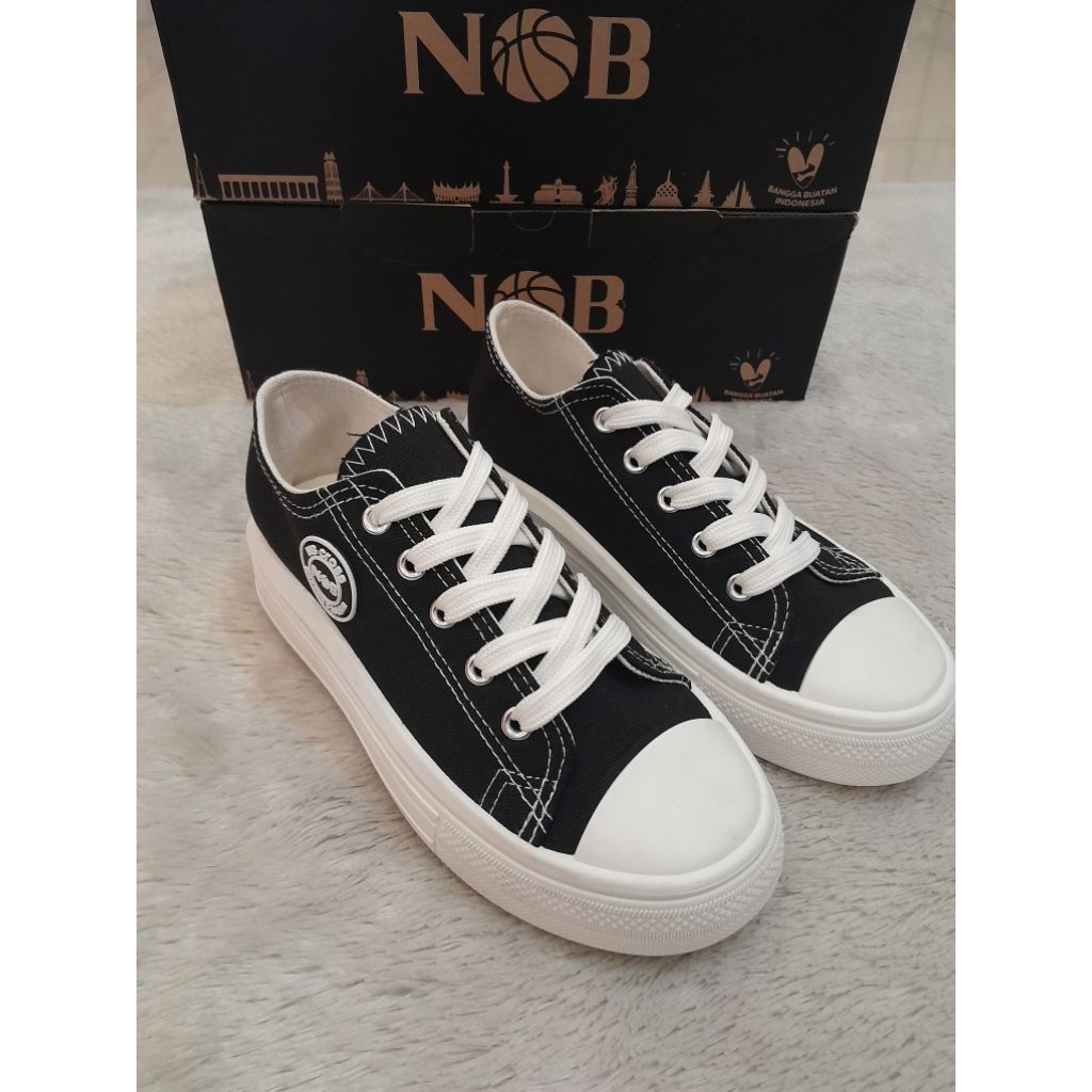 NOB CROSS Sepatu Sneakers Wanita / Sepatu Sekolah Canvas Sole tinggi