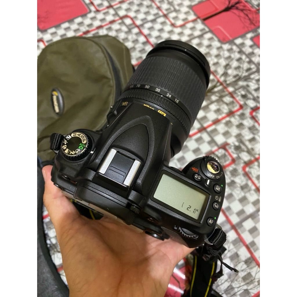 Nikon D90