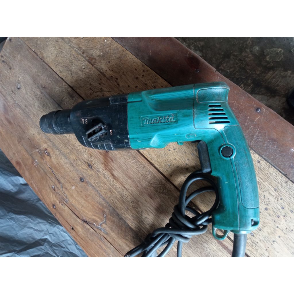 bor dril makita type HR2020 2fungsi kondisi second normal siap pakai kerja