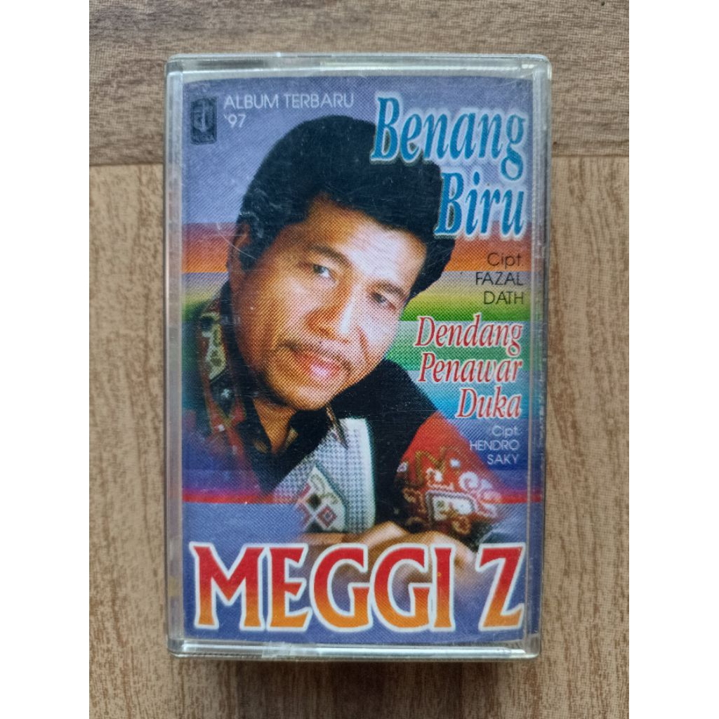 kaset pita MEGGI Z "benang biru"