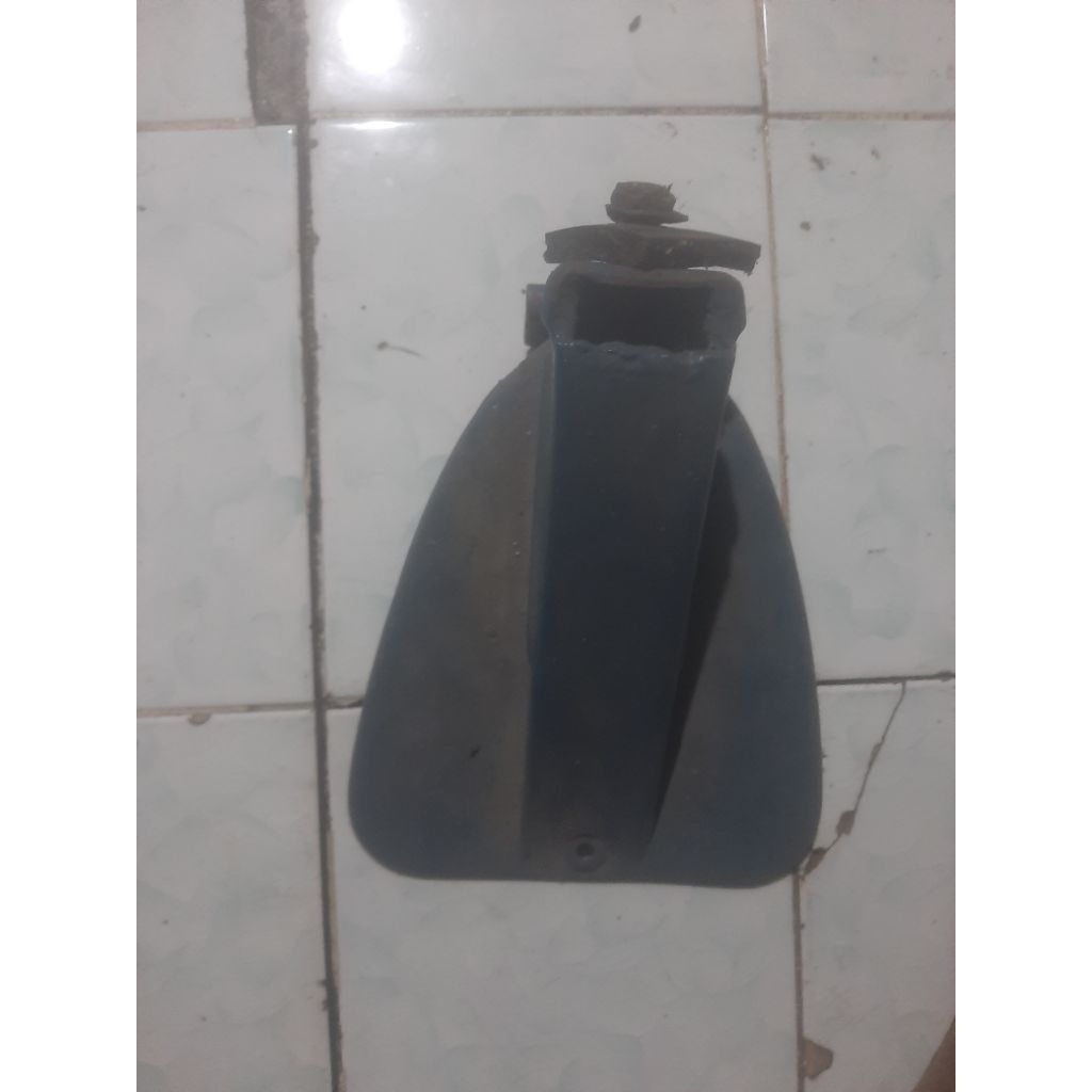 dudukan tatakan jok vespa pts special smallframe ORIGINAL jok vespa smallframe pts 90 pts 100 jok pt