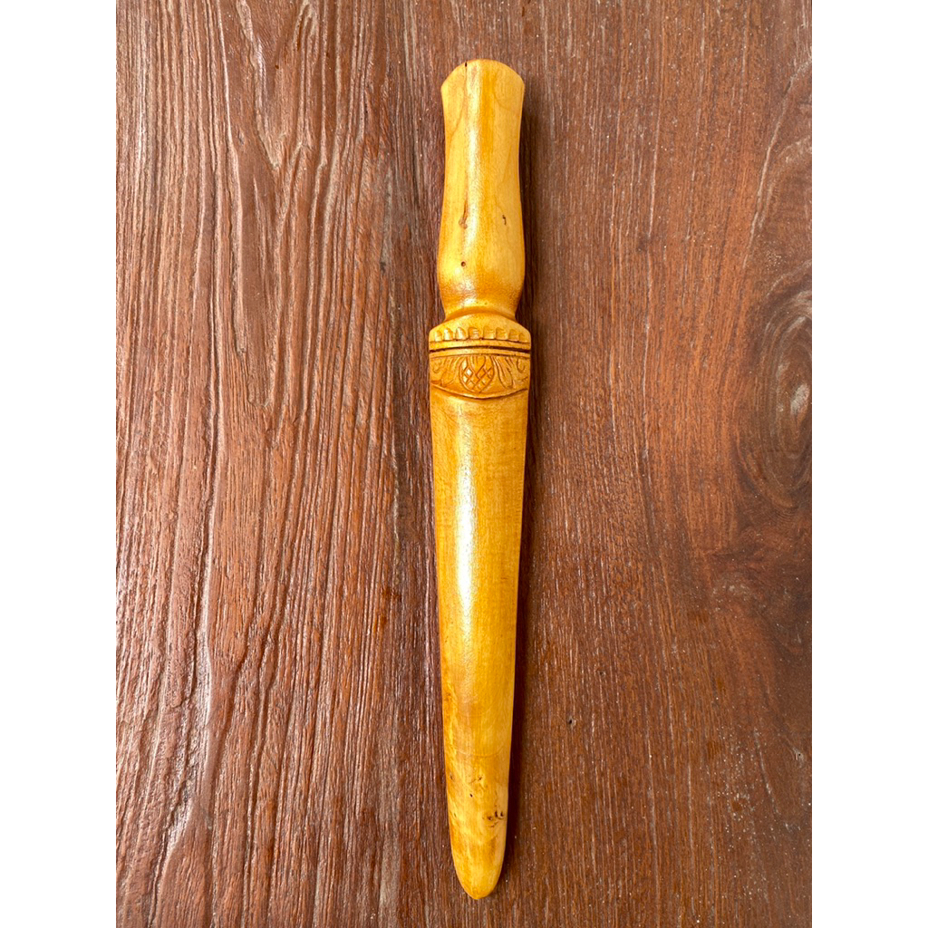 Tombak Biring Pamor Junjung Derajat / Junder