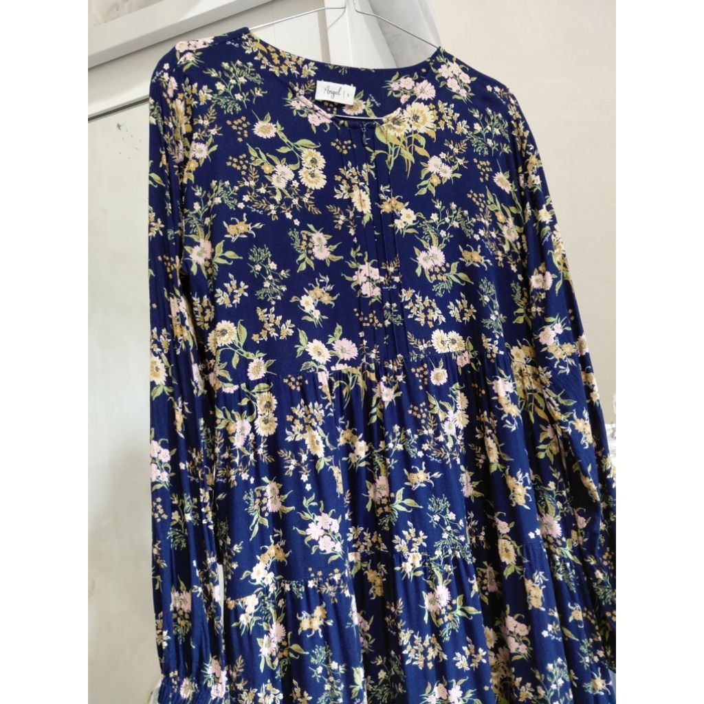 Preloved Bella Dress Atelier Angelina size S - Motif Astera Navy