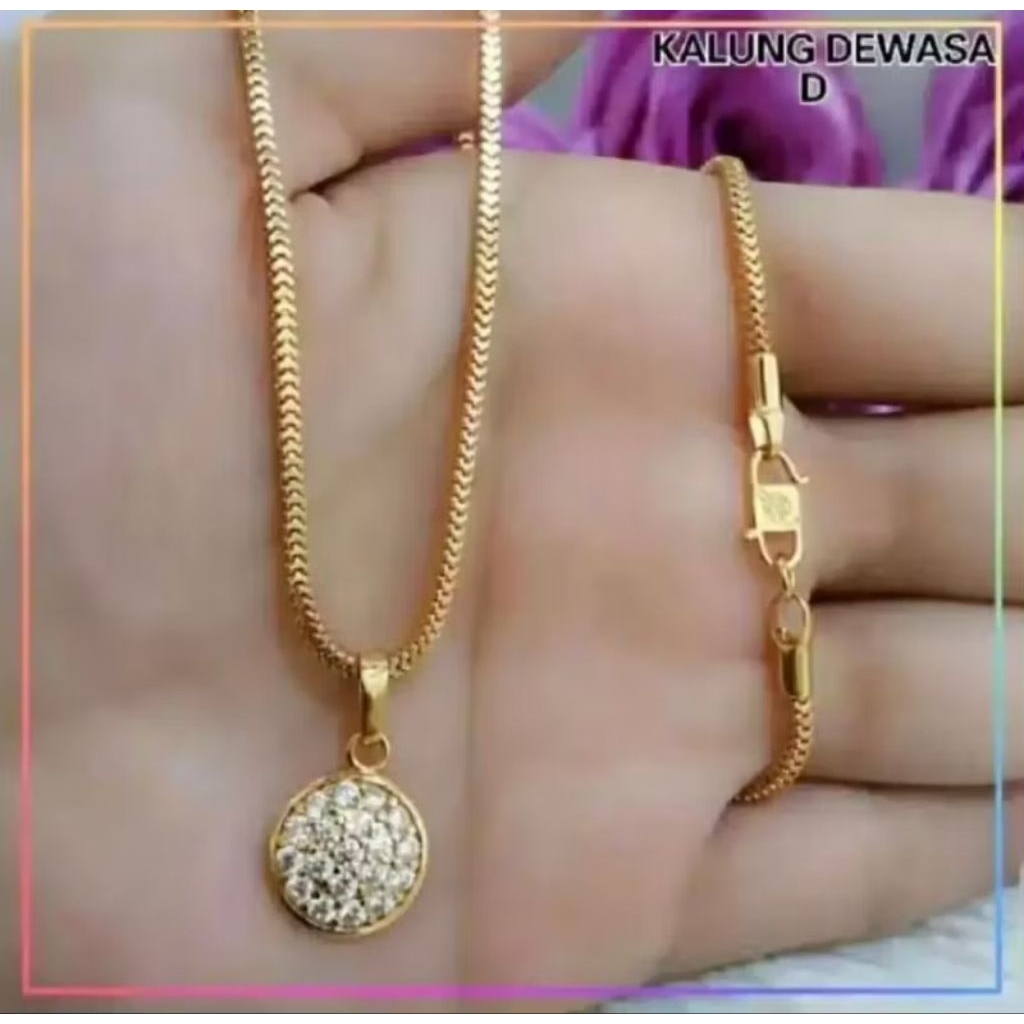 Perhiasan Kalung Emas Wanita Titanium Perhiasan Kalung Motif Milano Bandul Bulat Full Permata