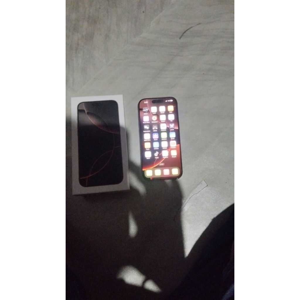 iphone 16 pro second