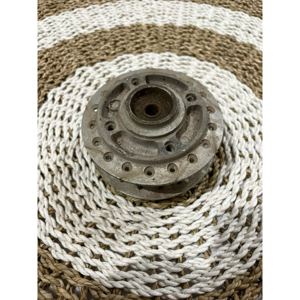 tromol depan Honda absolut revo