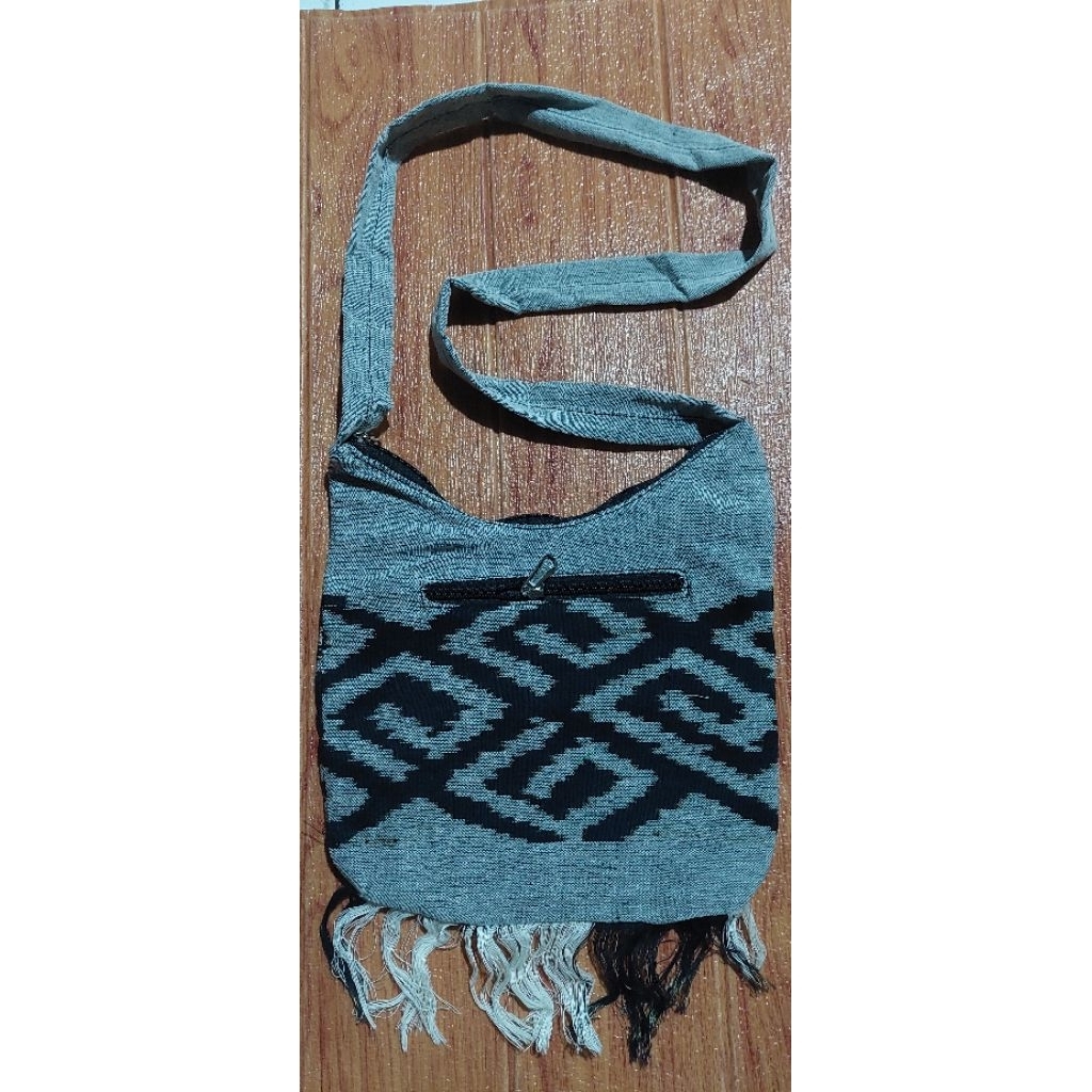 Tas Selempang Tenun Lombok Etnik versi Ukuran Kecil Motif Toraja Dayak Lombok Kalimantan