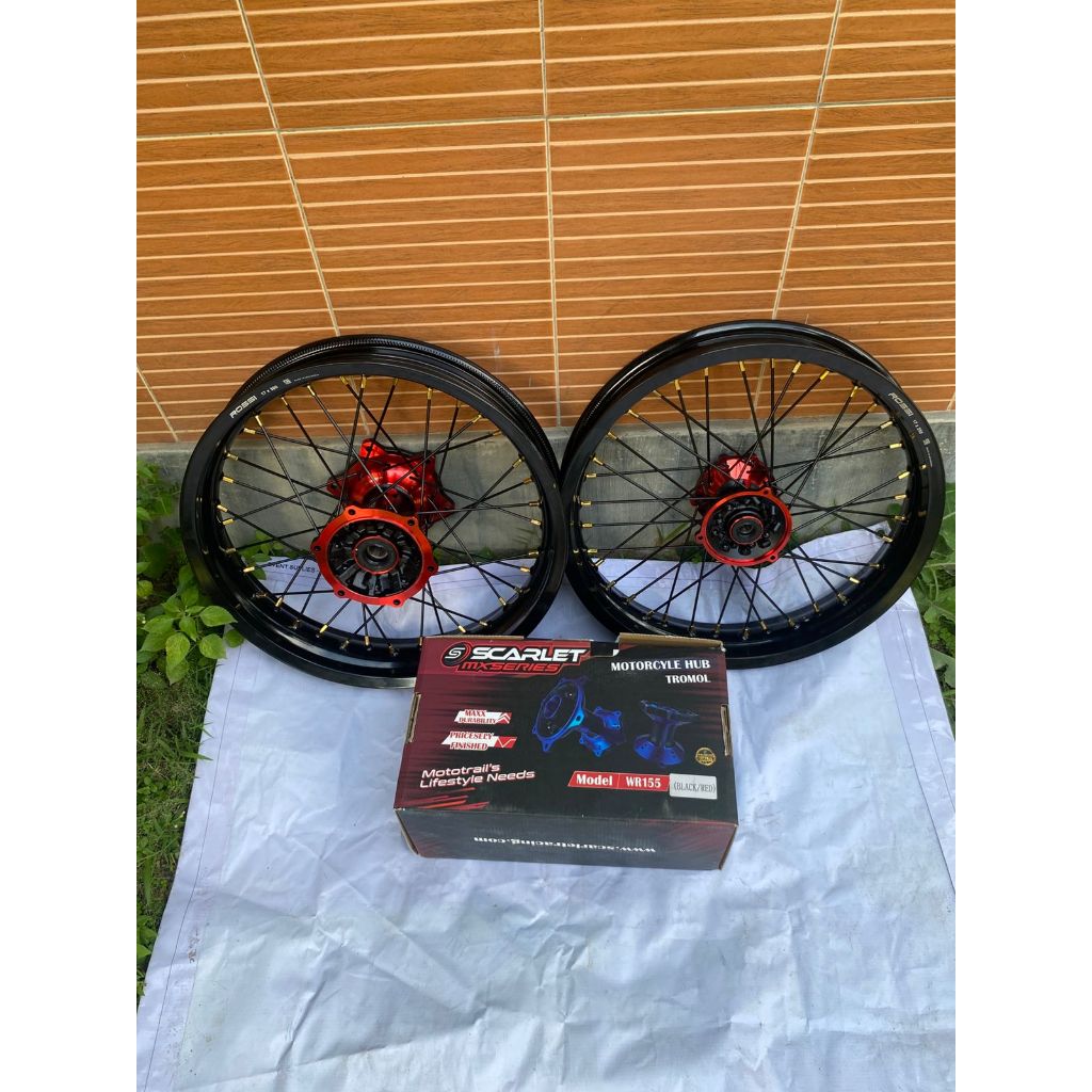 Wheelset Supermoto WR Tromol Scarlet Velg Rossi 250/300 dan 300/350 Ring 17 Tanpa Ban