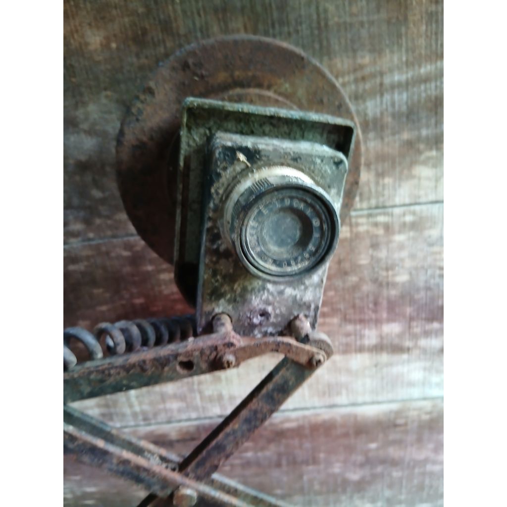 Lampu sorot 325  jadul antik kuno lawas vintage display mati