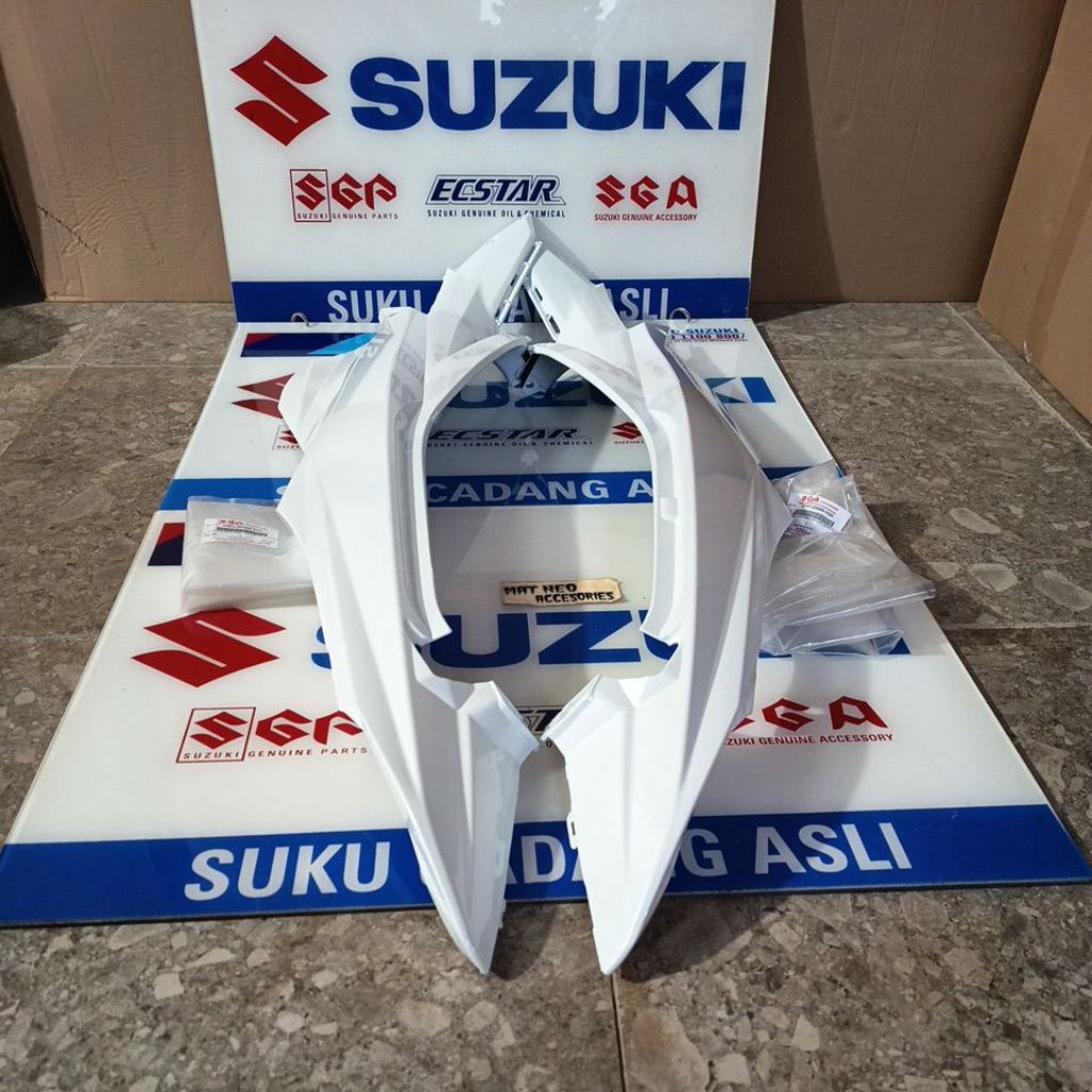 cover bodi body belakang sepasang satria f fu facelift fl 2013-2015 warna putih original sgp