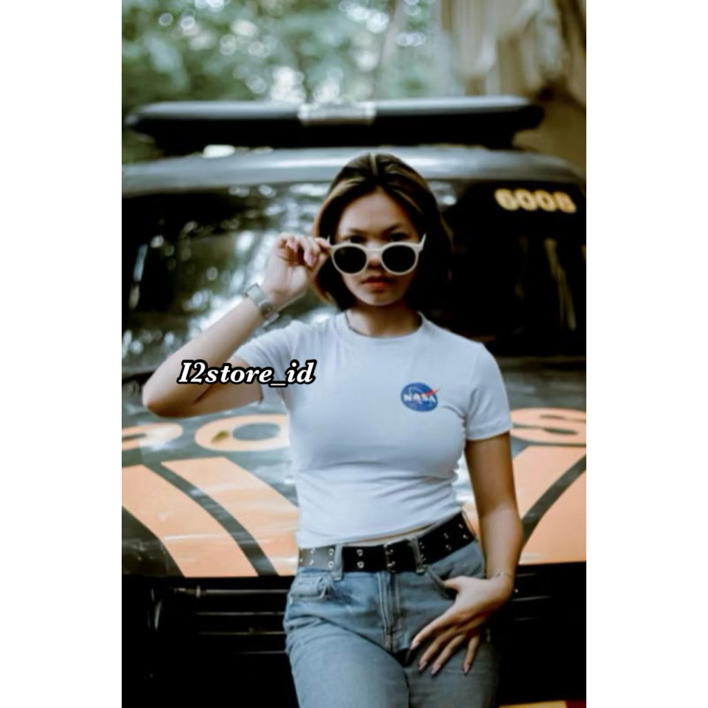 Atasan wanita/lengan pendek wanita/crop wanita/celana levis wanita/blousewanita.