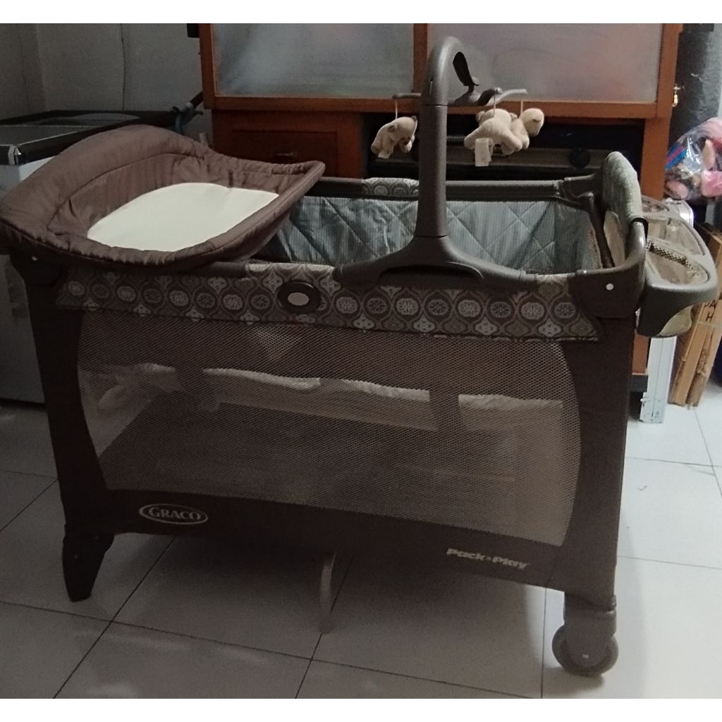 box bayi graco pack N play