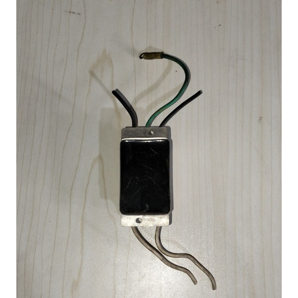 EMI FILTER 250V 2A TV 1500V BEKAS