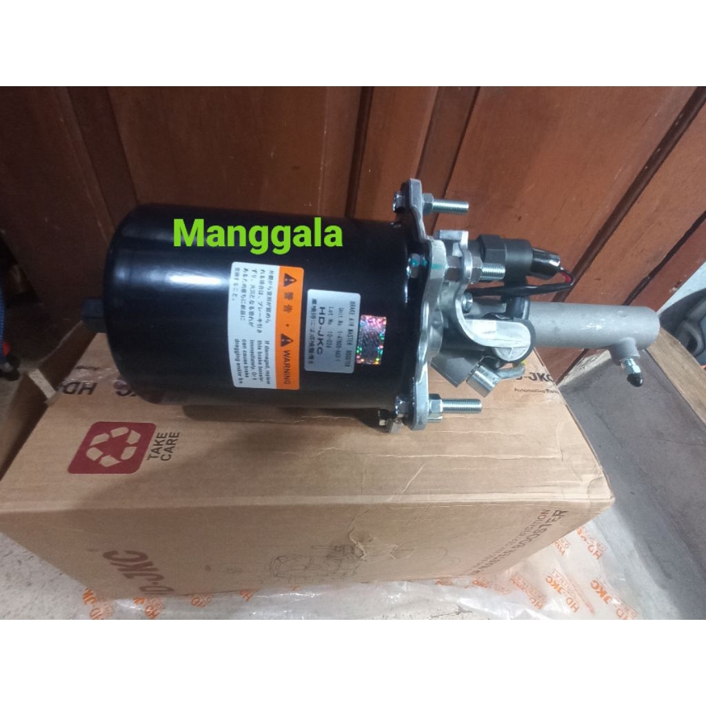 Air Master/servo Rem Engkel Isuzu GIGA