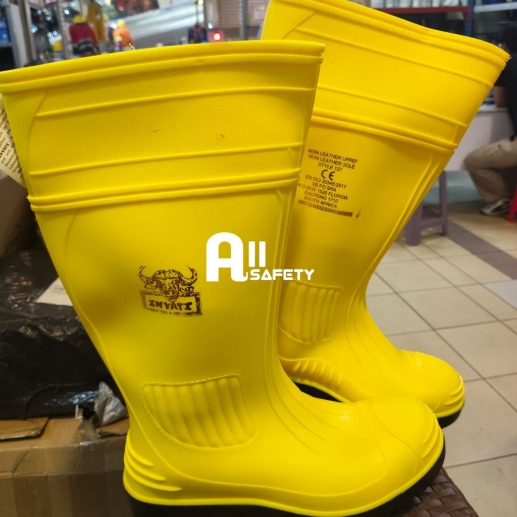 Sepatu safety boots wayna inyati ujung besi original 100% / safety shoes boots karet wayna inyati uj
