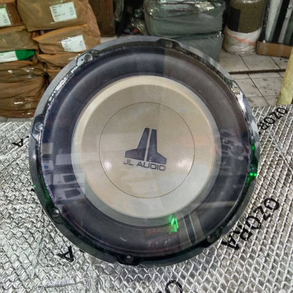 SubwooferJL audio 10 Inch 10W1V2-4