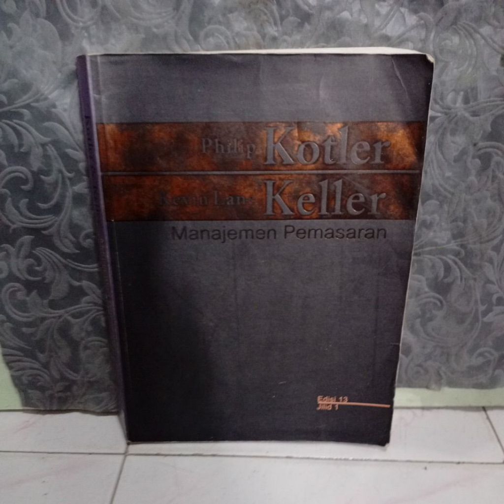 Manajemen Pemasaran edisi 13 jilid 1