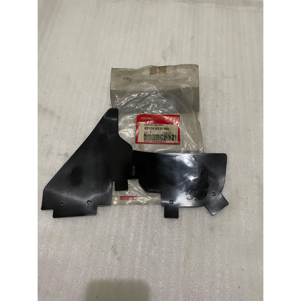 Guard Splash Karet Kepet Slebor Spakbor Belakang Vario 110 Karbu CW dan Techno Ori AHM 80104KVB900 8