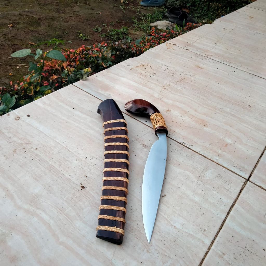 pisau kuduk lampung