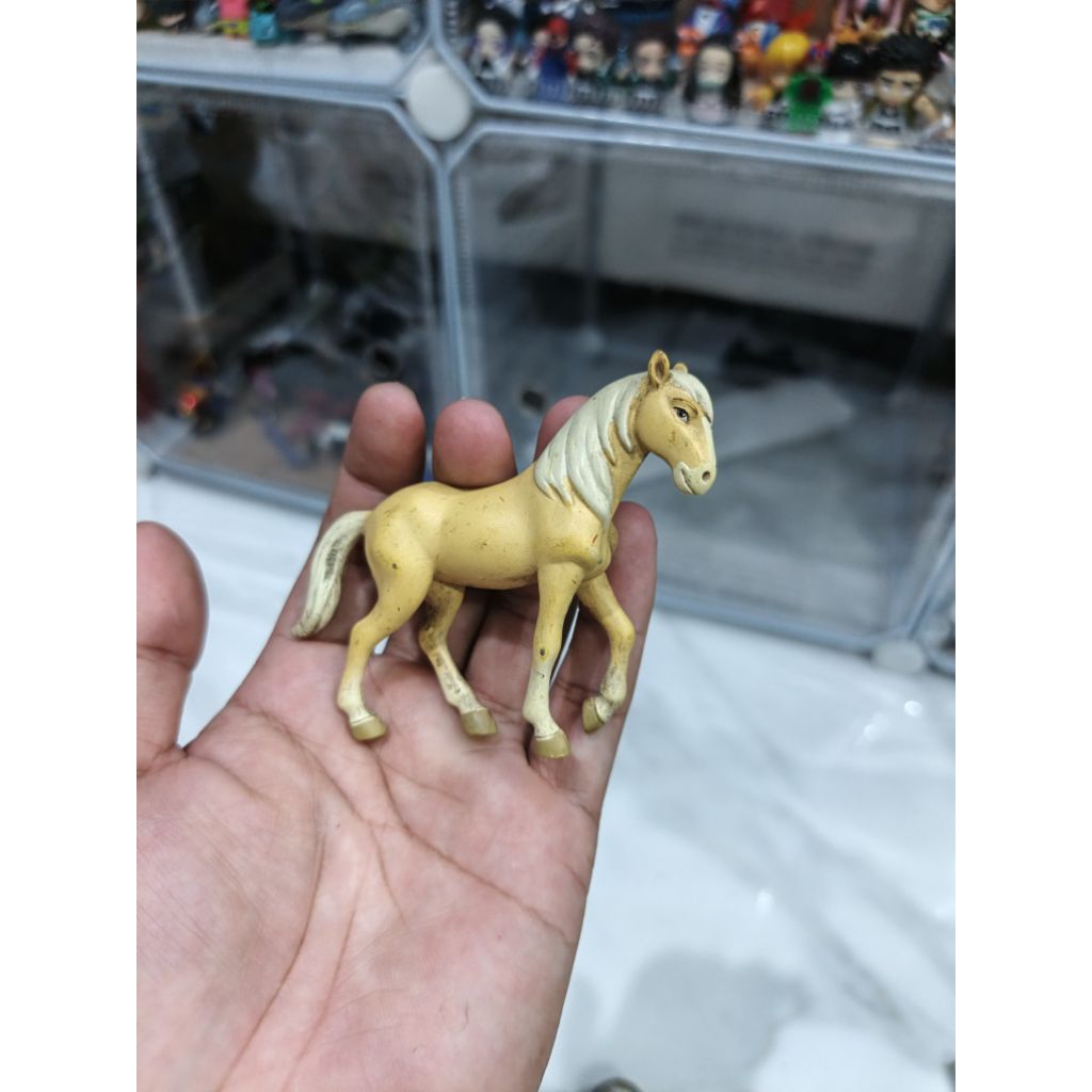 figure animal kuda spirit stallion of the cimarron