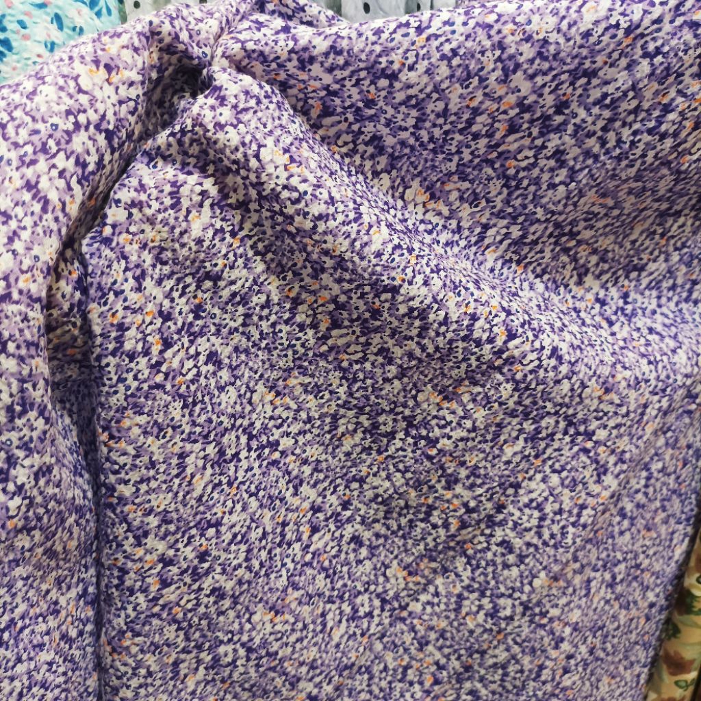 Katun Crinkle Motif Bintik Ungu Meteran - Bahan Dress / Blouse Adem & Anti Kusut Premium (Harga Kain