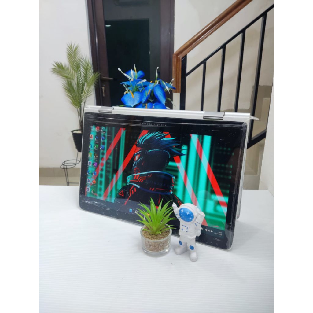 Laptop HP SPECTRE TOUCHSCREEN FLIP Core i7 SSD 256Gb  Body SLIM