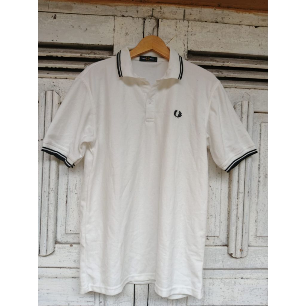 Kaos Polo Fred Perry Putih List Hitam