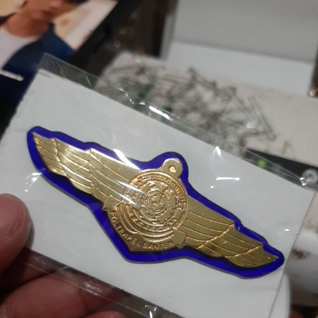 wing poltekpel banten mahnet biru