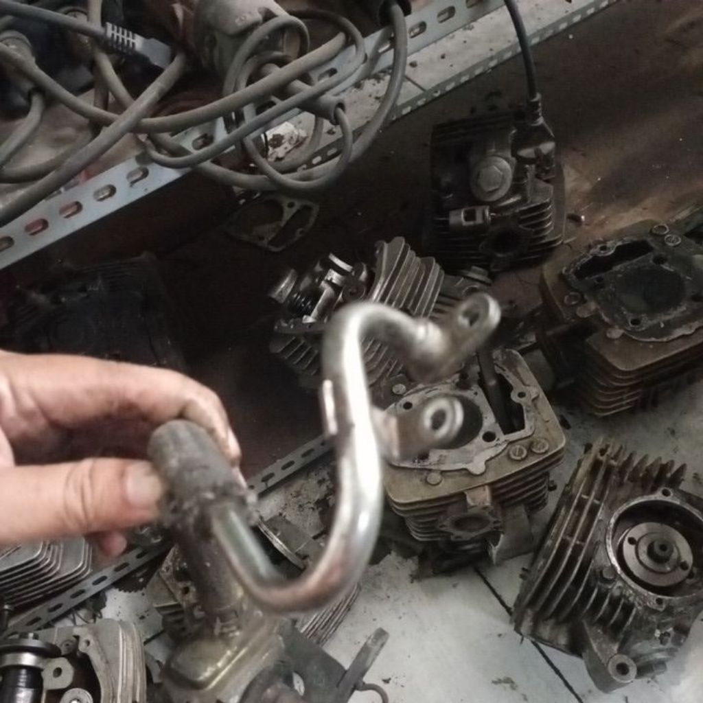 selang emisi kop tiger revo