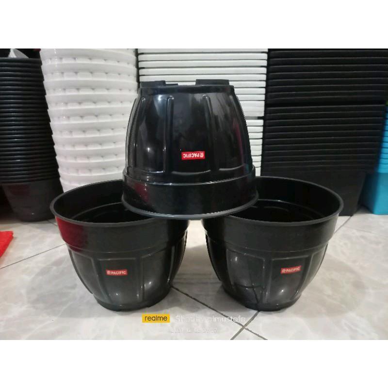 Pot Bunga PASIFIC Plastik Putih Ukuran 20 Diameter 19cm
