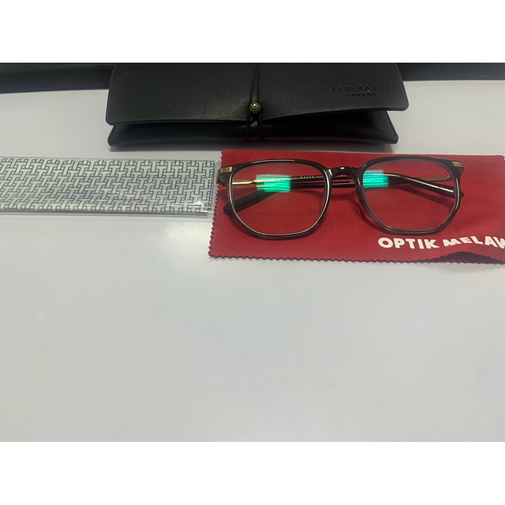 Kacamata Wanita Ted Baker
