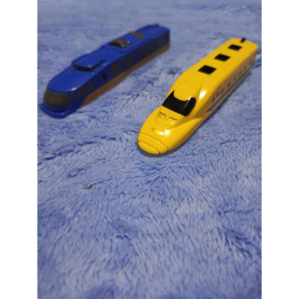 Mainan kereta Shinkansen Hokben (preloved)