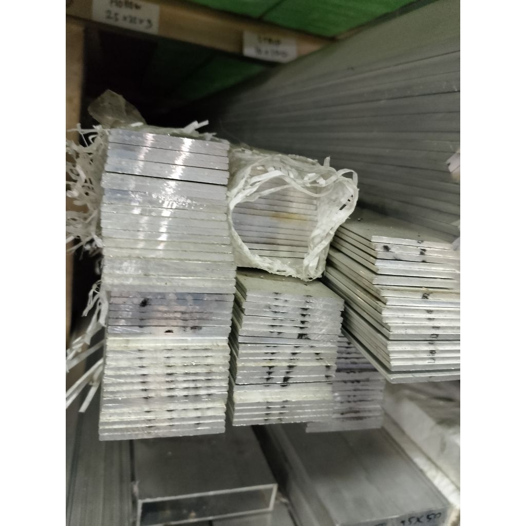 Strip alumunium/busbar 3mm x 50mm x 6meter