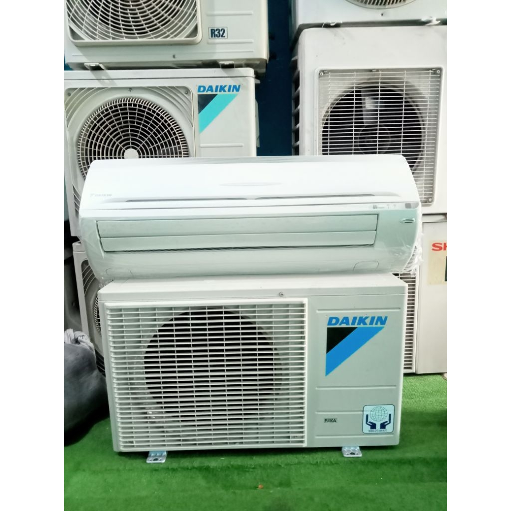 AC Daikin Thailand R410 1PK FREE SPERPART
