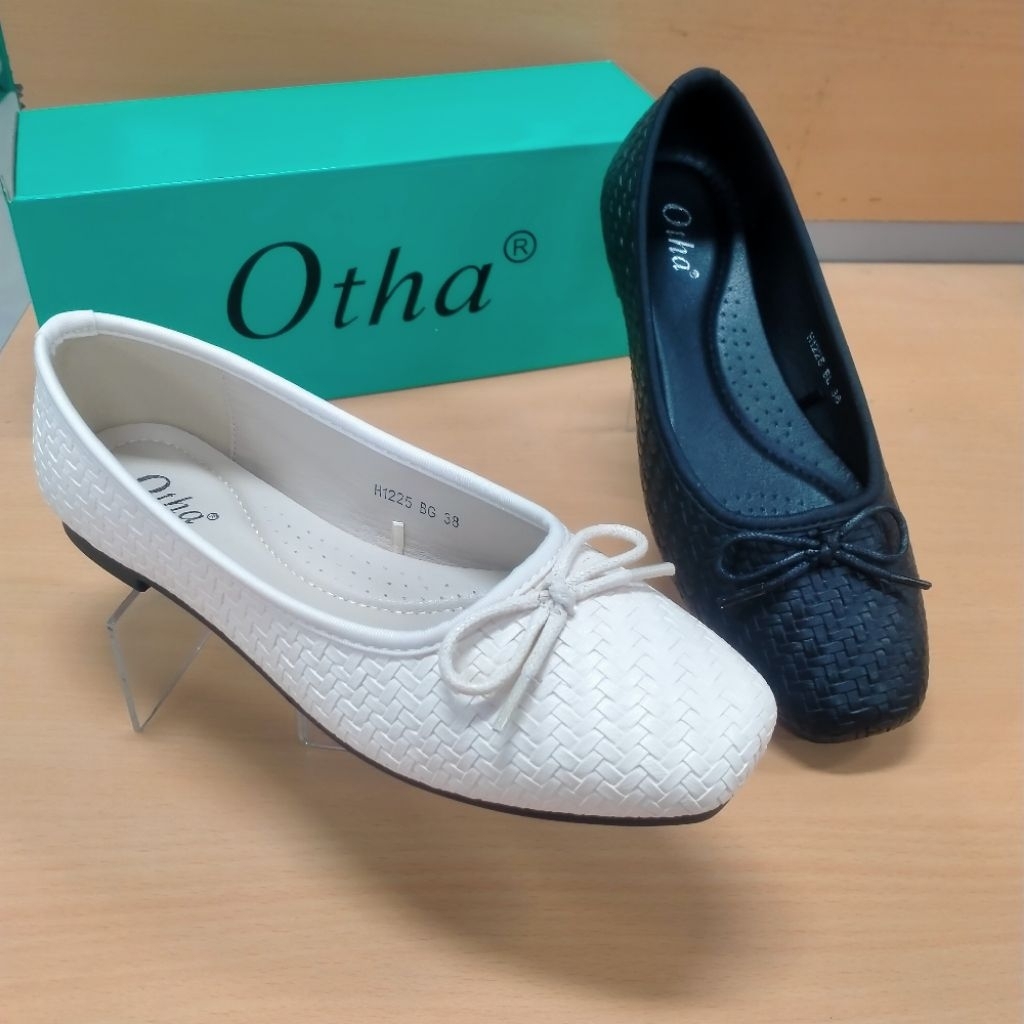 Sepatu wanita -otha flatshoes terbaru
