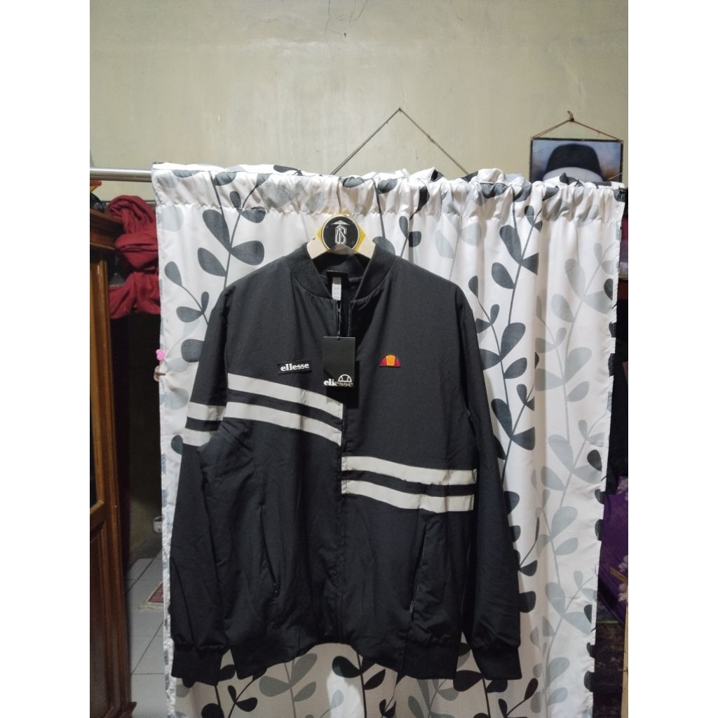Tracktop Ellesse Nano not Ellesse Rimini