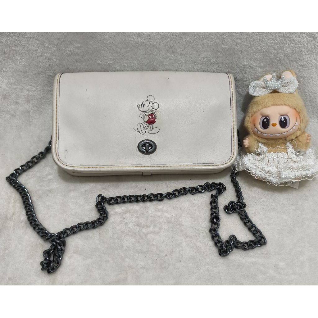 Preloved Tas Coach Disney minus cread dan talpan