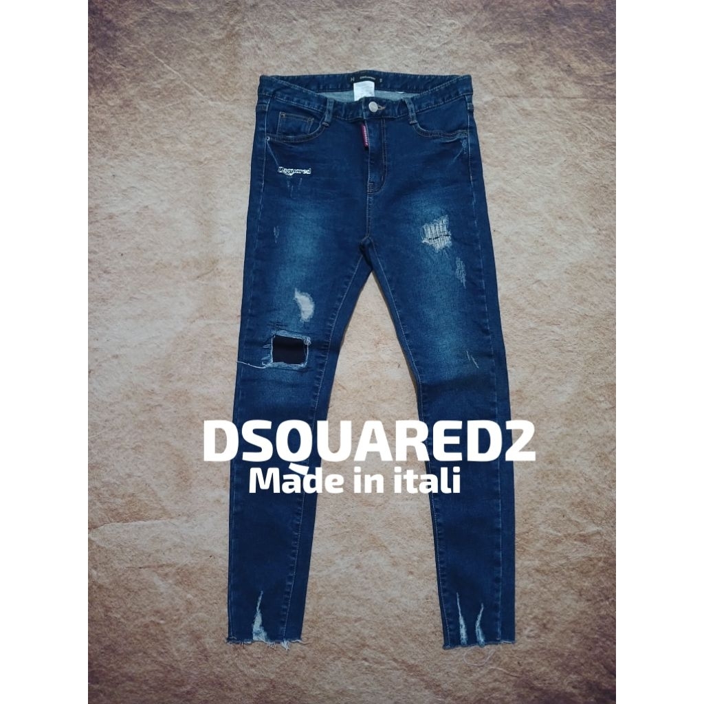 Jeans riped tidak bolong DSQUARED2 bekas pakai