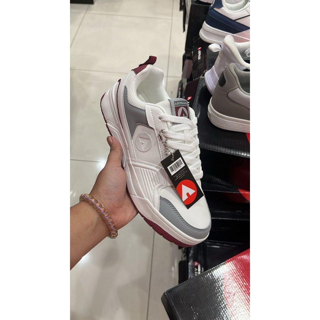 Sepatu Casual putih AIRWALK cowok size 40 (25cm)