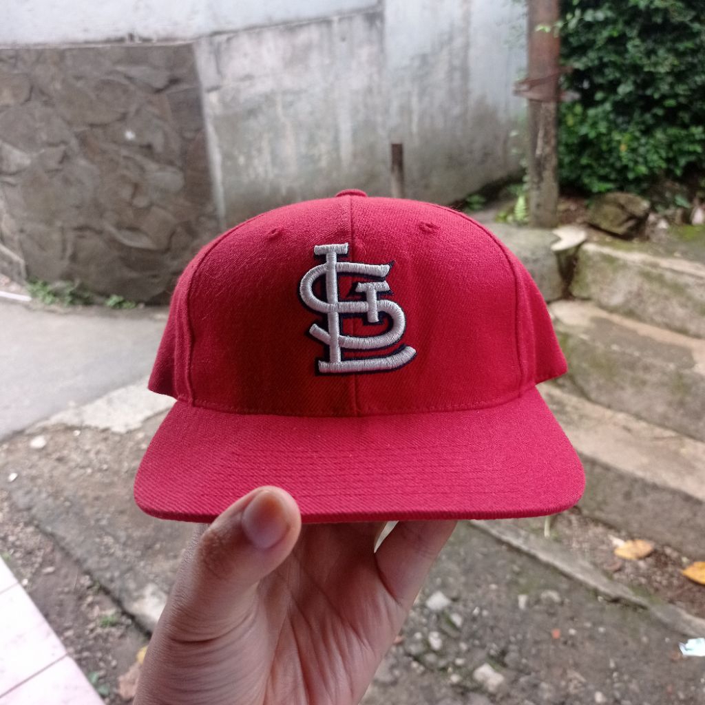 topi vintage st Louise wool