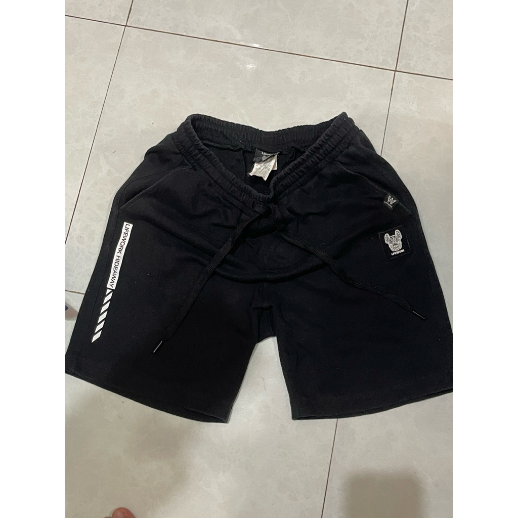 Celana pendek Life Work