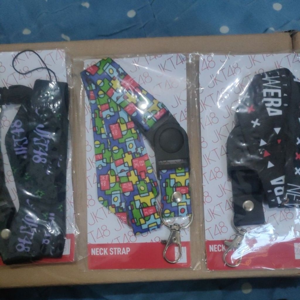 [PROMO] Bundling Lanyard New Era, Violet, Puzzle jkt48