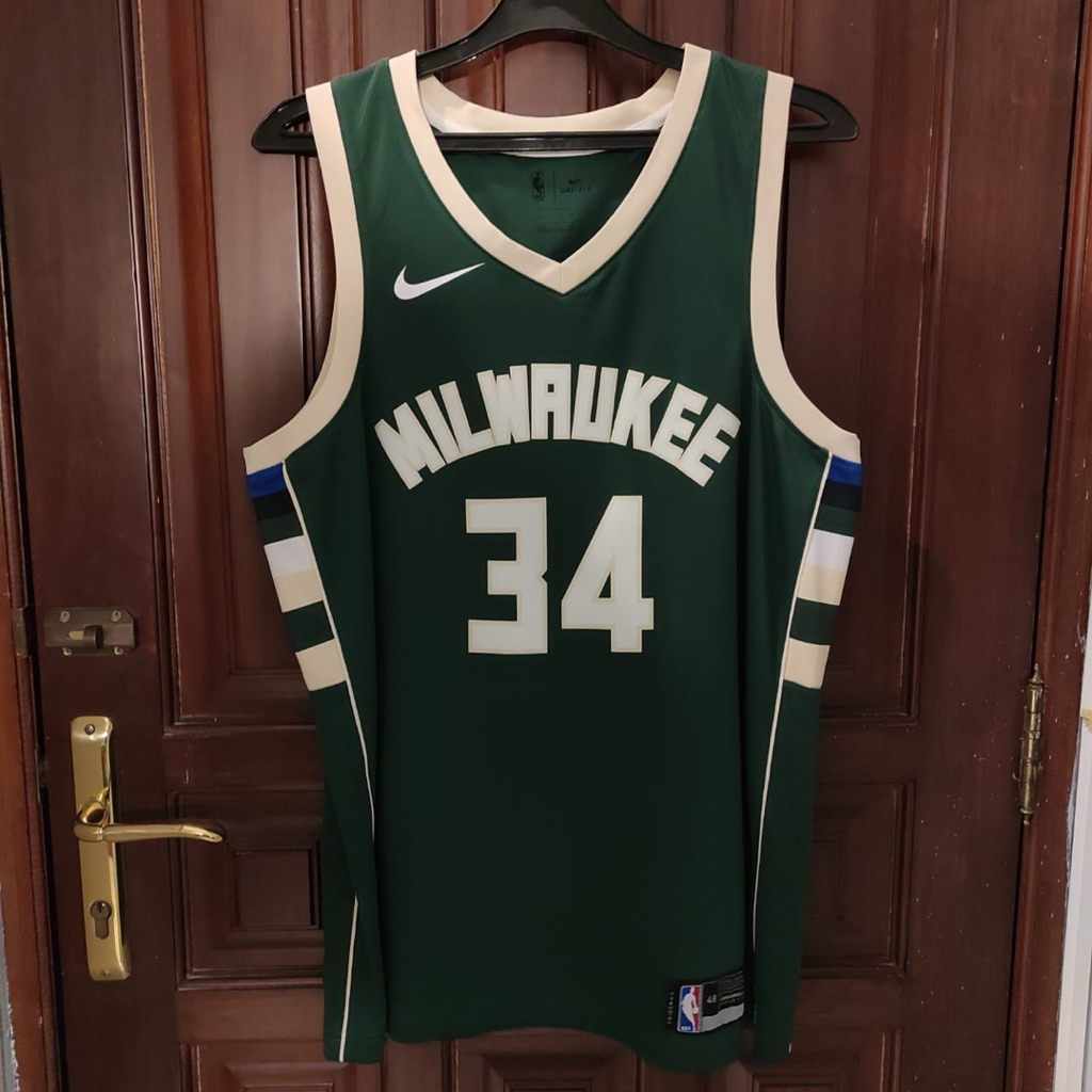 Jersey basket NBA swingman nike giannis antetokounmpo size L second preloved