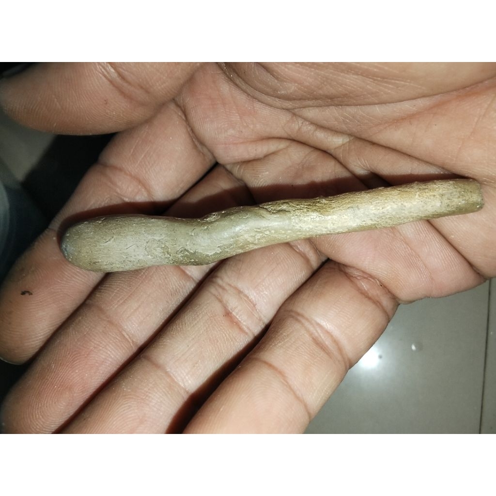 batu unik sodo lanang