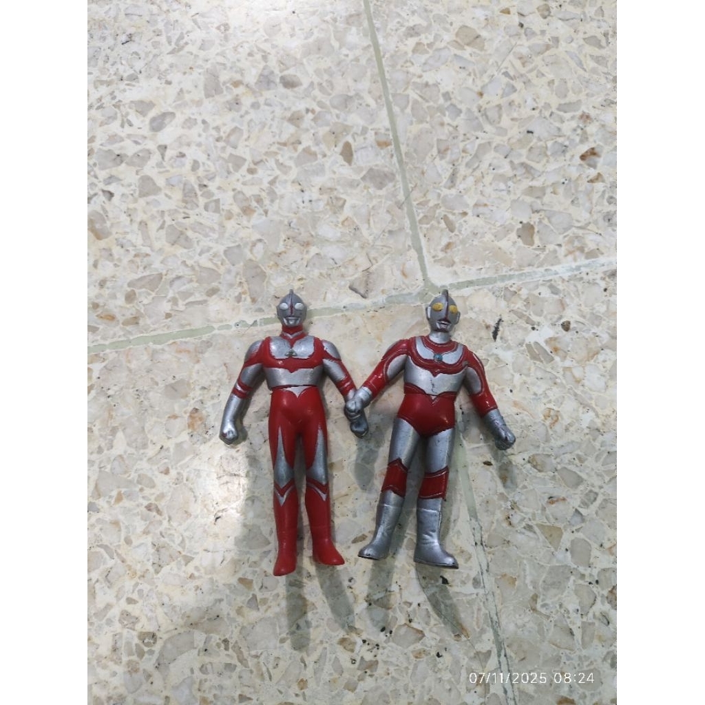 Set sofubi ultraman uhs bandai ori